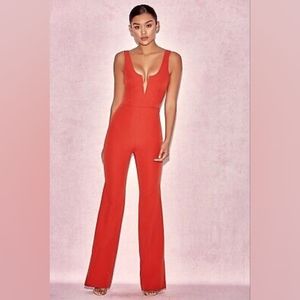 NWOT HOUSE OF CB NATALJA RED V PLUNGE JUMPSUIT SIZE SMALL